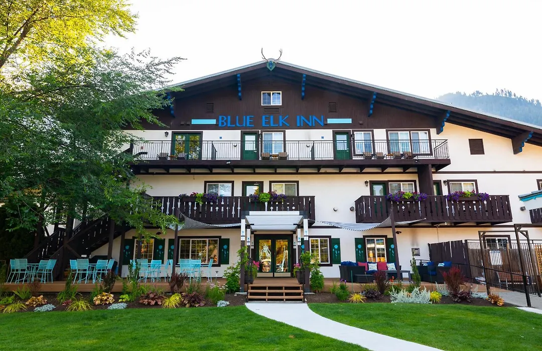 Blue Elk Inn-1