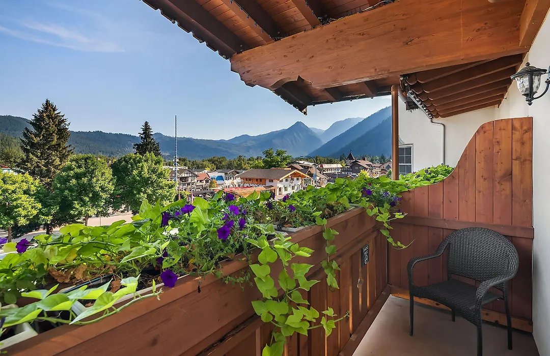 Bavarian Lodge-1