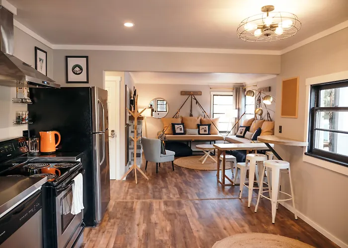 Loge Leavenworth Riverside