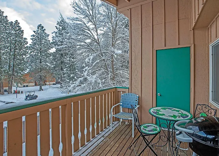 Vacation rental: Alpine Village